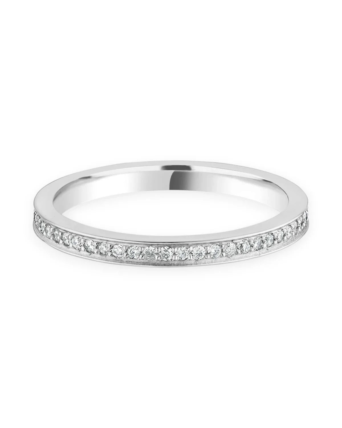 #metal_platinum#width + quanitity x carat weight_2.0 MM + 18 x 0.005 ct