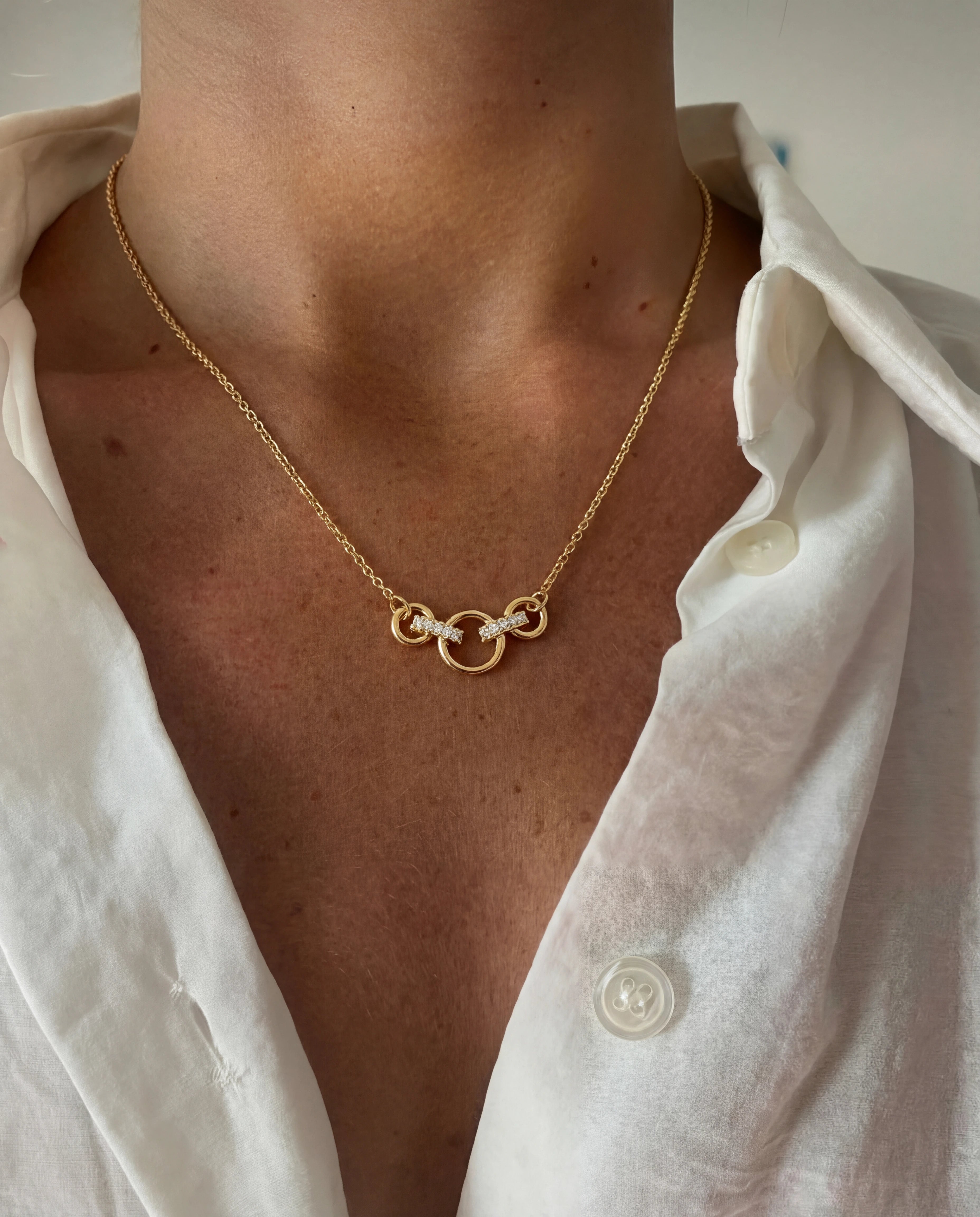 Cleo Pendant
