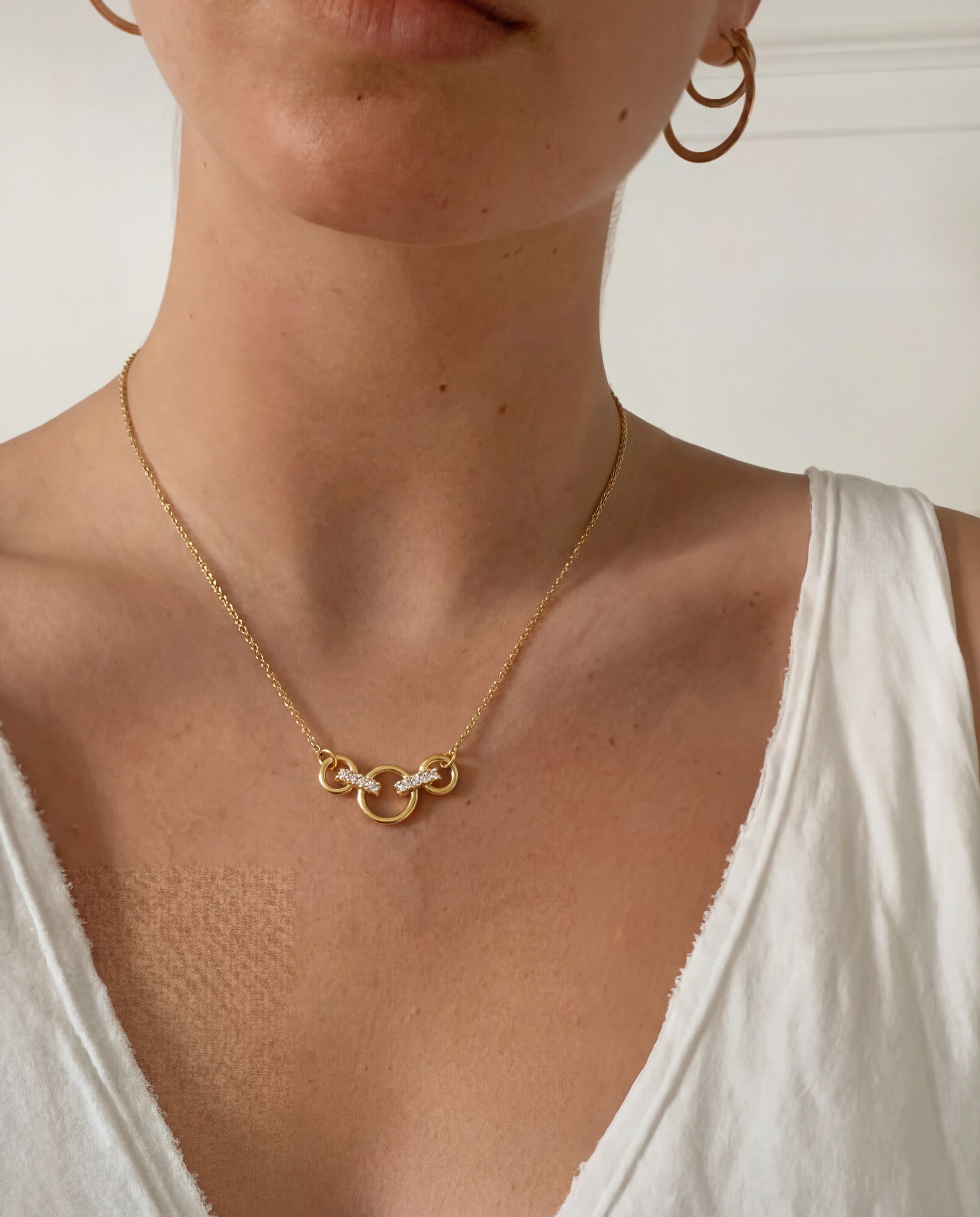 Cleo Pendant